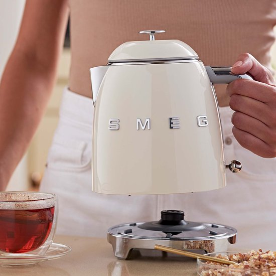 SMEG Mini Waterkoker KLF05CREU - Creme